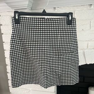 Black and white mini skirt
